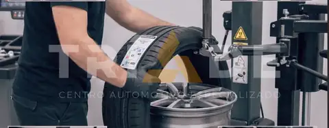 Serviço de montagem de pneus em oficina